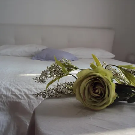 Bed & Breakfast Rosa Del Garda *